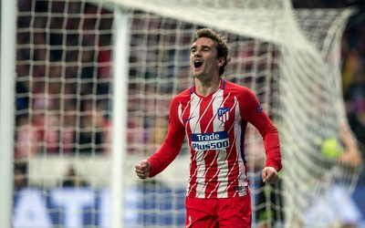 AK体育独家-佩德里迟到罚做俯卧撑