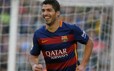 AK体育热评-英格兰足球天气雨战成为特色